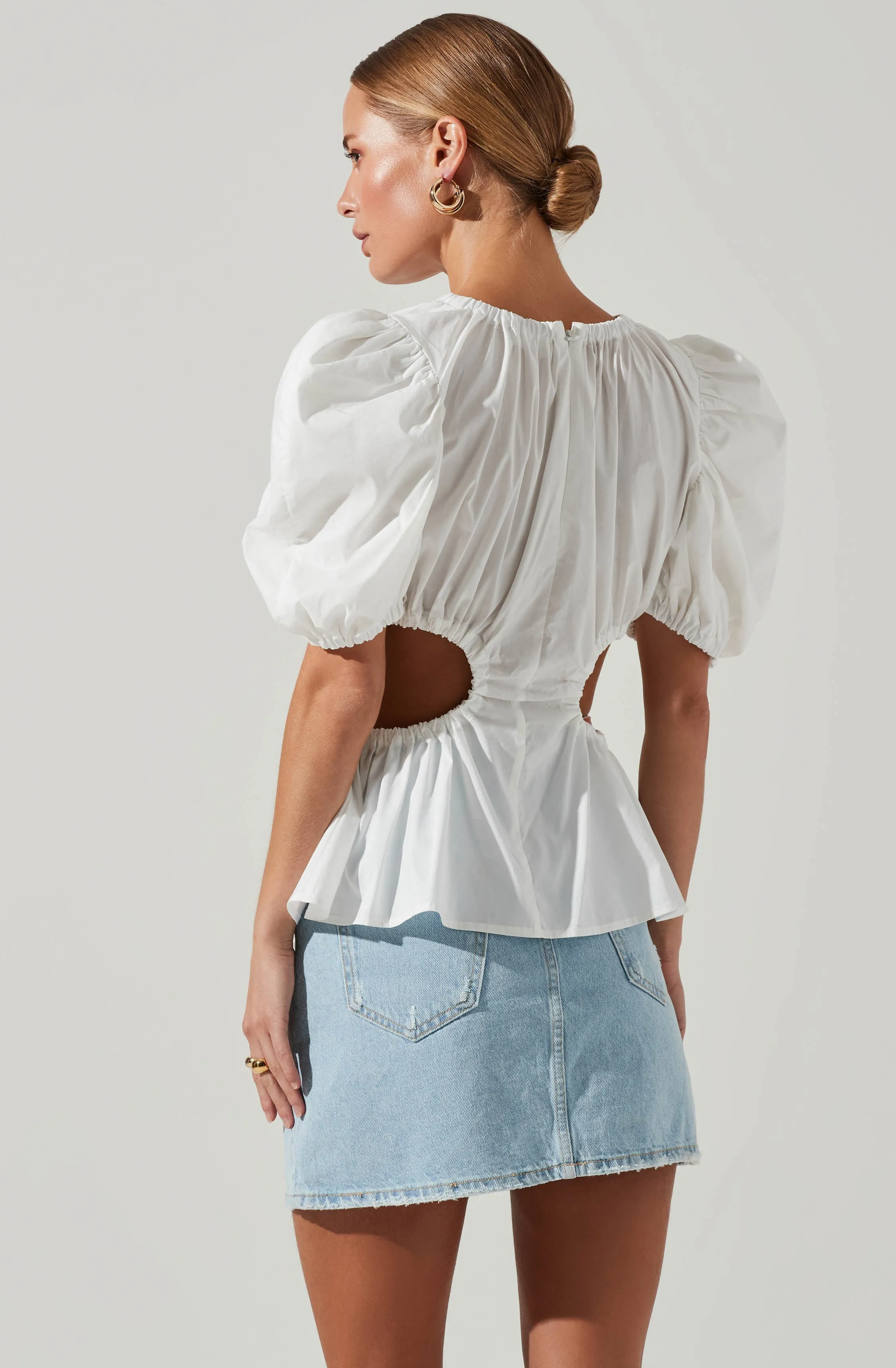 Juno Side Cutout Puff Sleeve Peplum Top