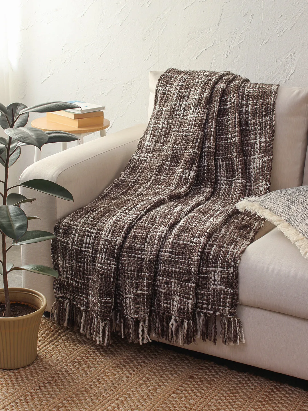 Myna Throw - Black