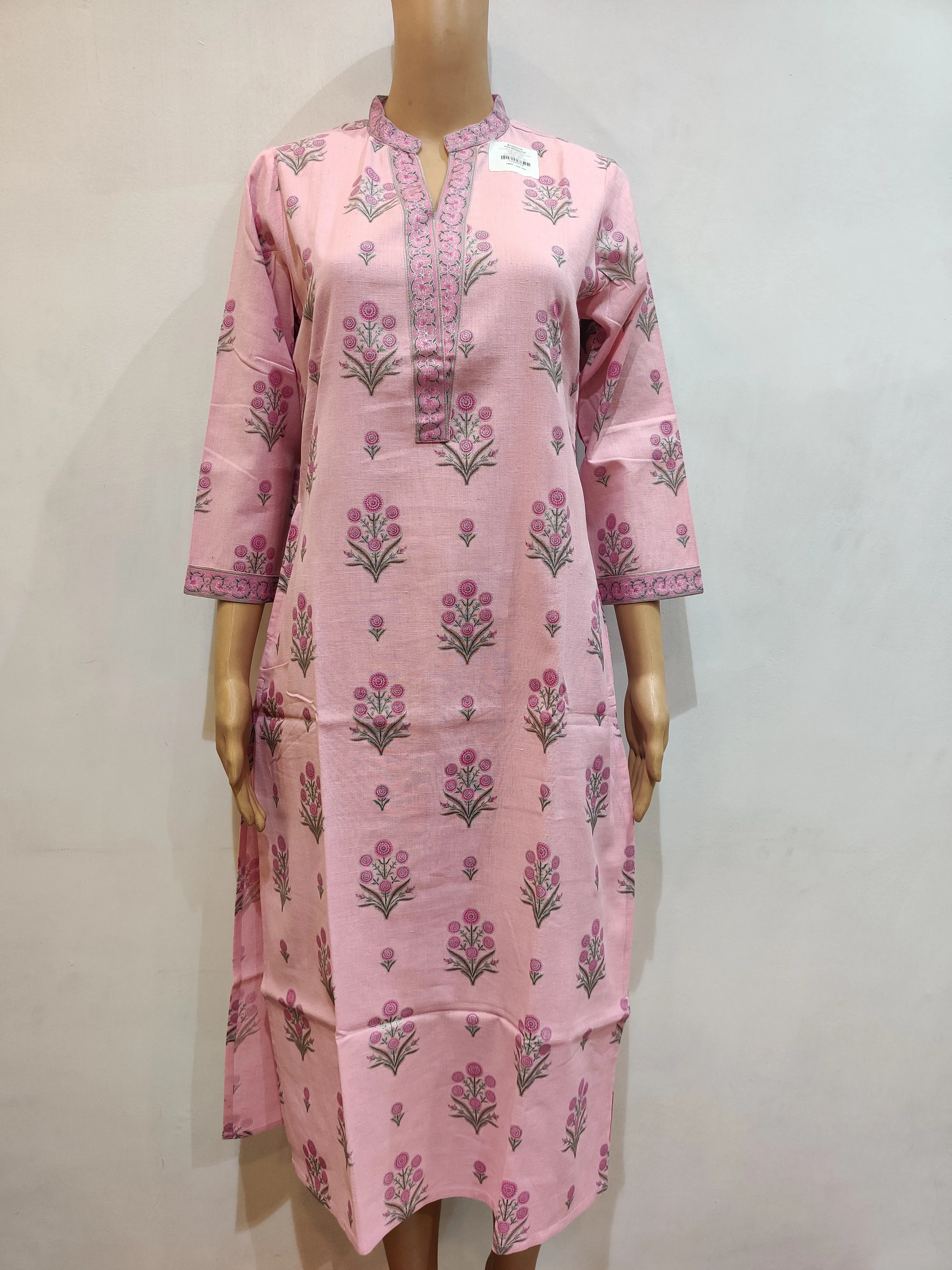 Pinks Kurti