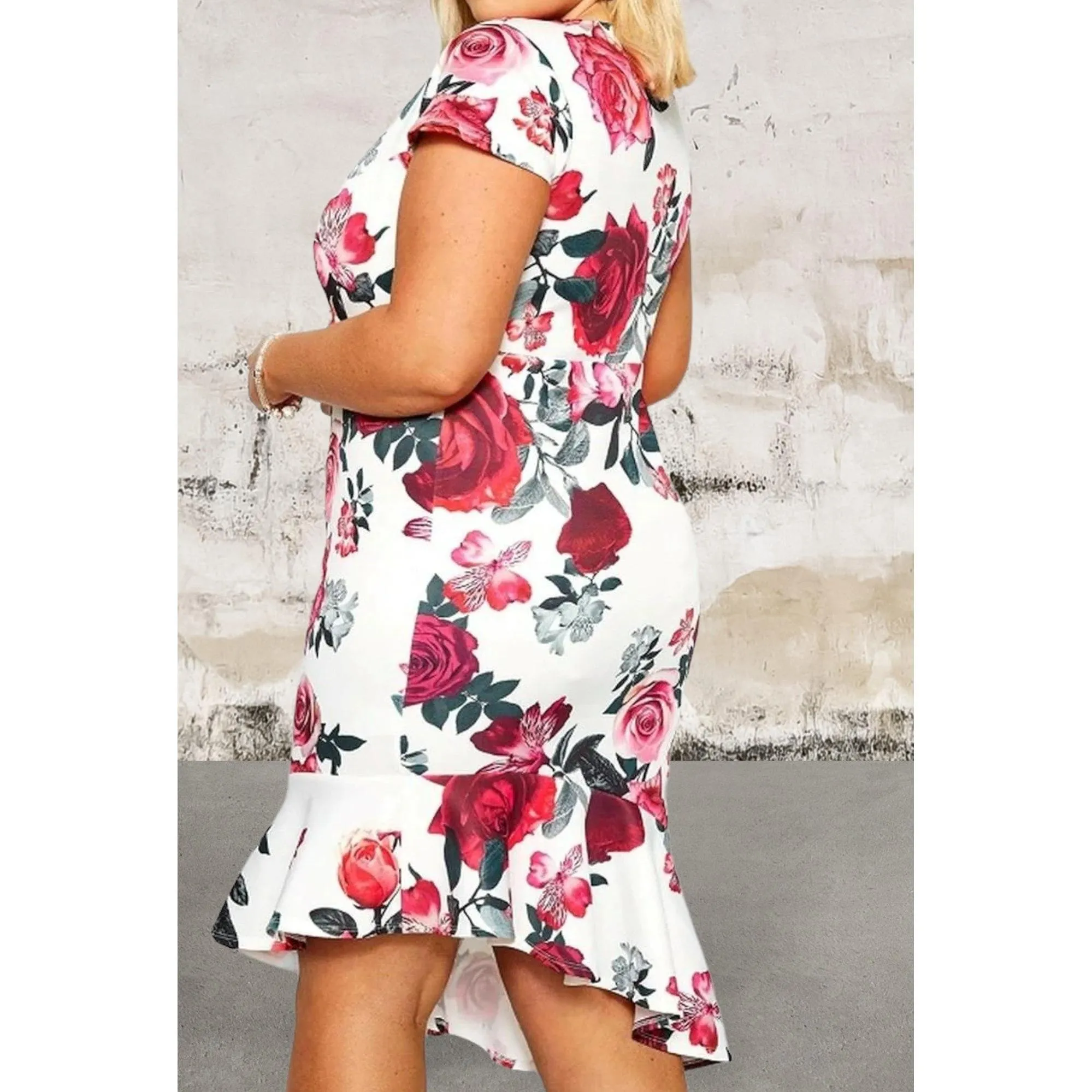 Plus size short sleeve floral midi dress