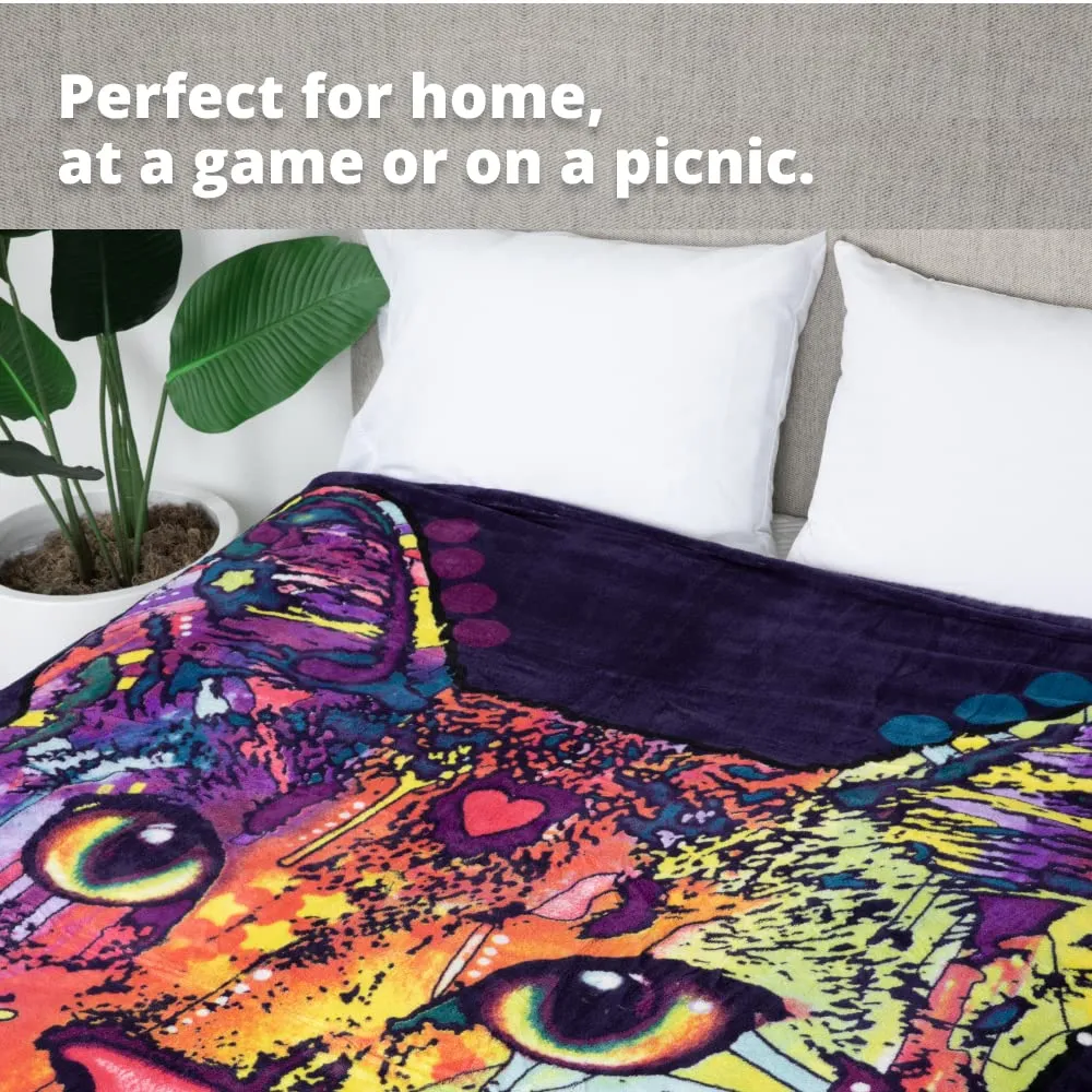 Super Soft Full/Queen Size Plush Fleece Blanket By Dean Russo, 75" X 90" (Confident Cat)