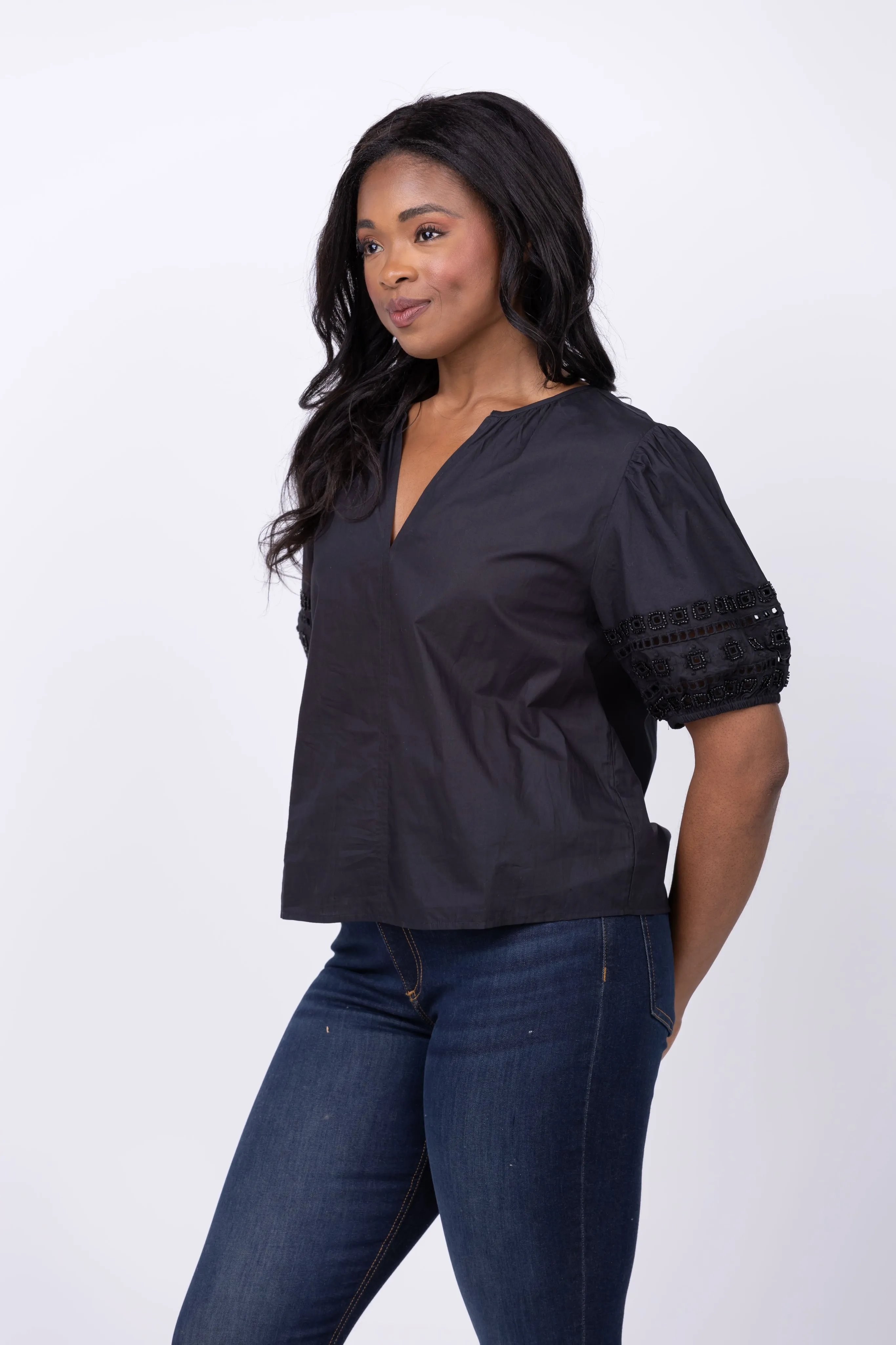 Velvet By Graham & Spencer Martah Top in Black